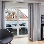 Villa Alice Apartment Strandvogel Mit Balkon